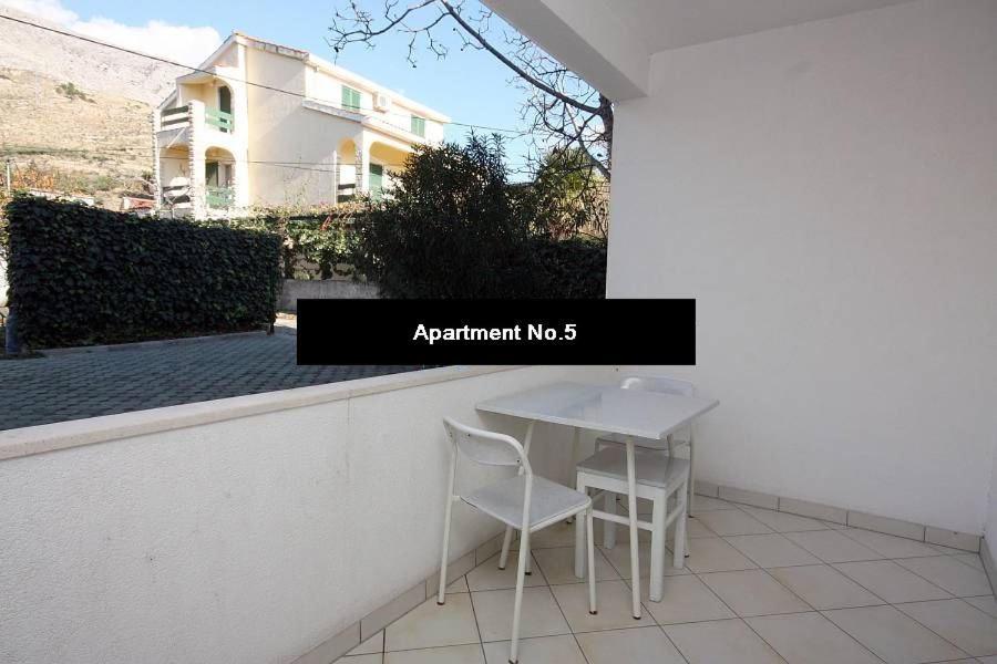 Beach House - Apartments Ana Duće Esterno foto